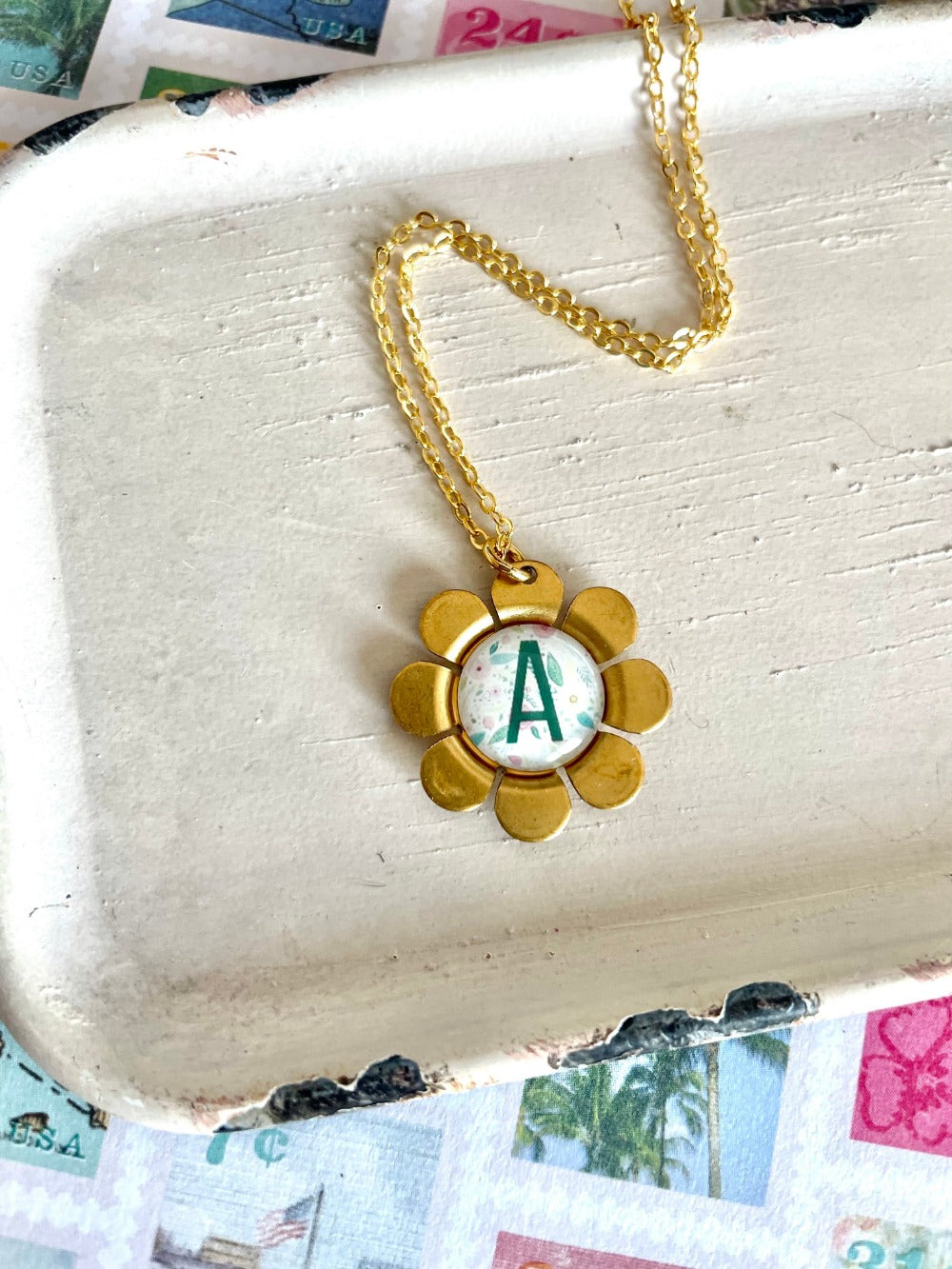 Flora - Vintage Daisy Flower Monogram Necklace