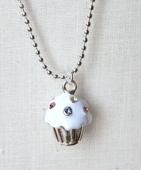 Lea - white crystal cupcake necklace