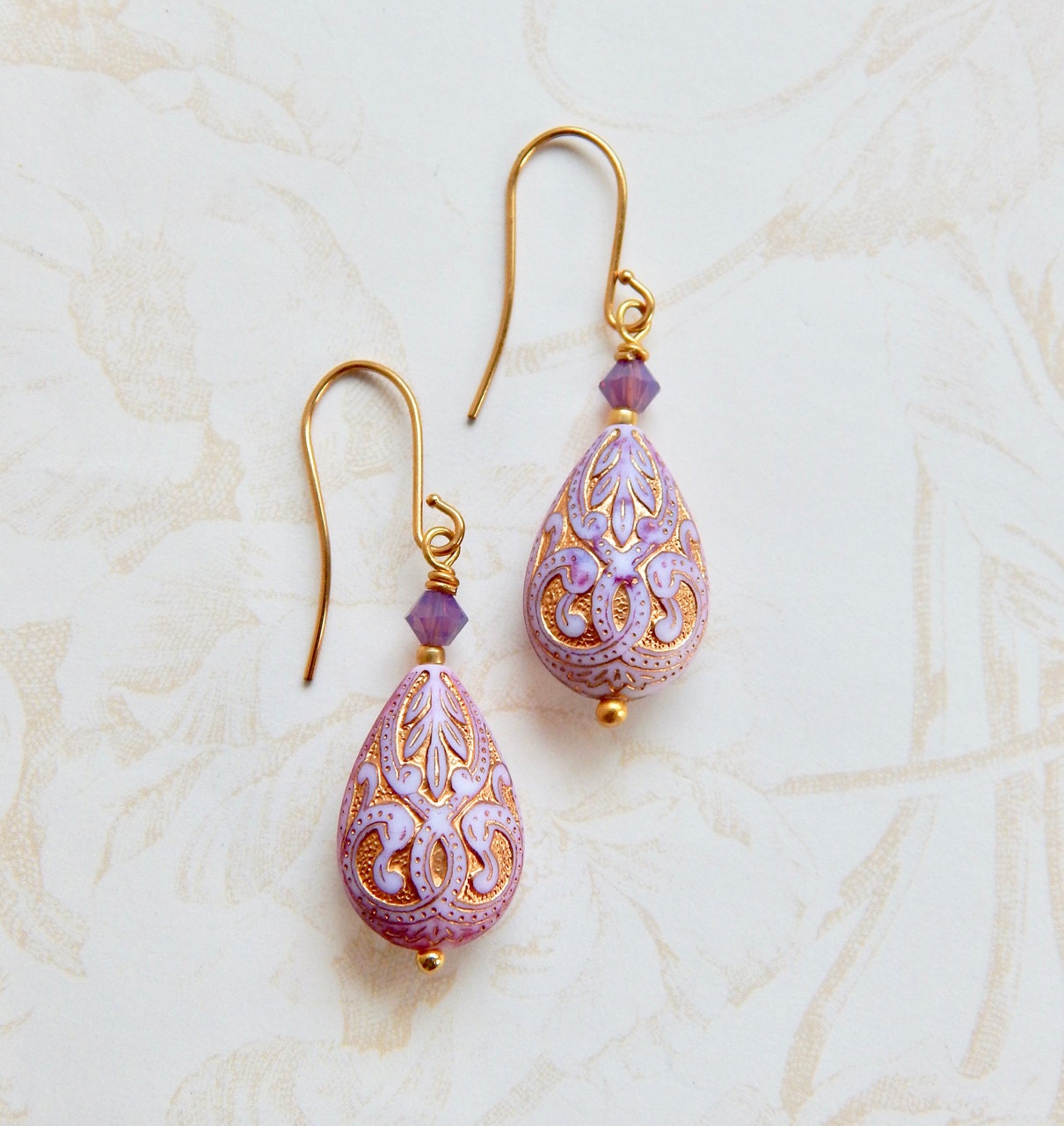 Lorena - lavender teardrop earrings
