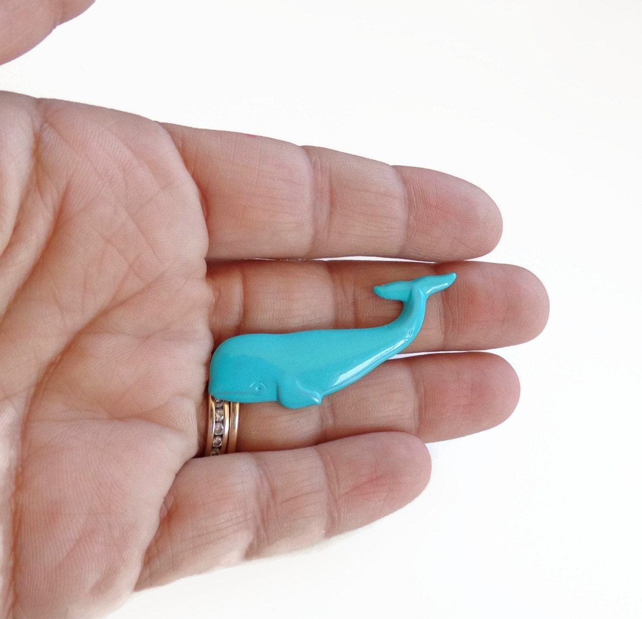 Sydney - blue Whale Pin