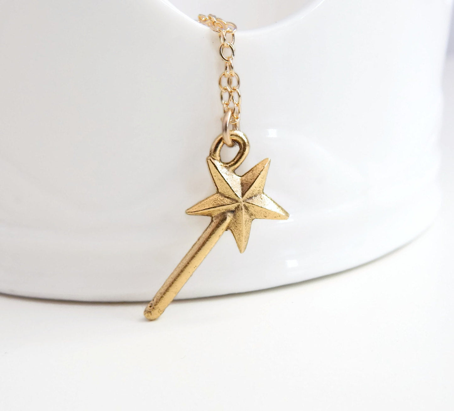 Glinda - magic wand necklace