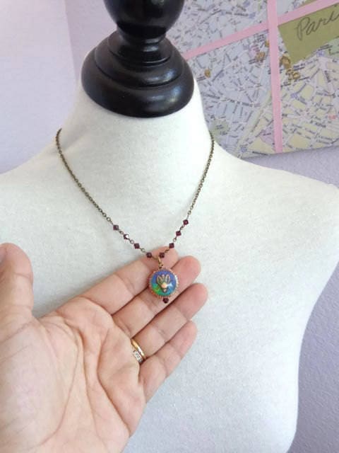 Beatrice - Mood bead bee necklace