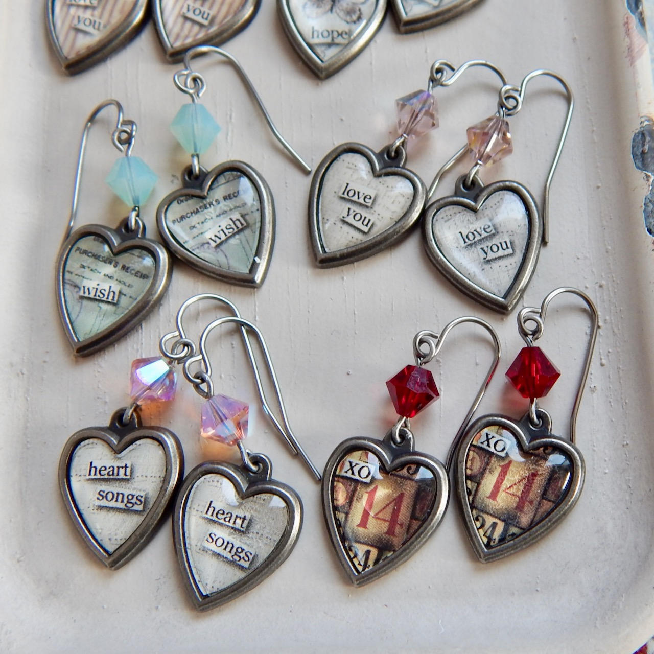 Valentine's Day heart earrings - XO February 14th