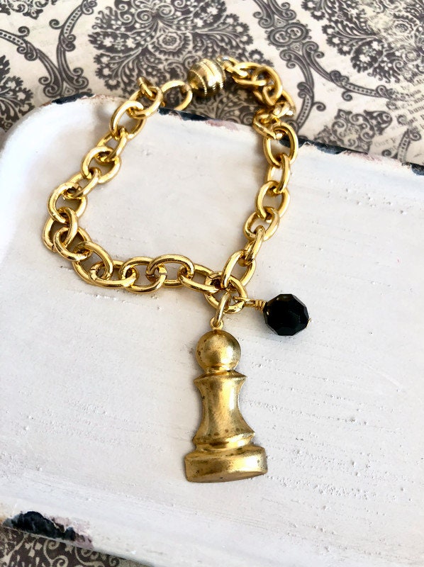 Pawn chess piece bracelet - pawn chess charm  - vintage charm - Ches charm bracelet