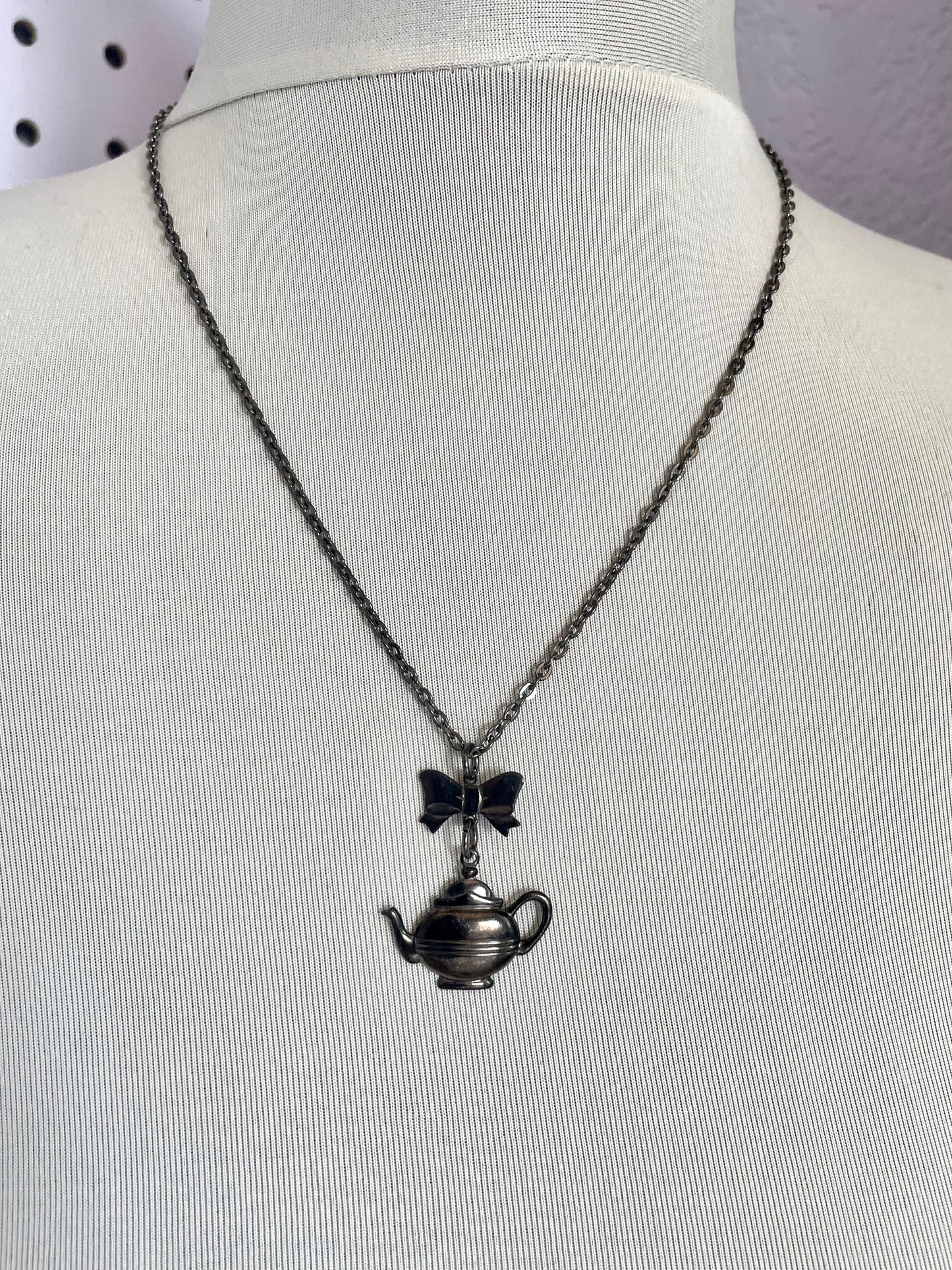 Maxine -Teapot and Bow Necklace