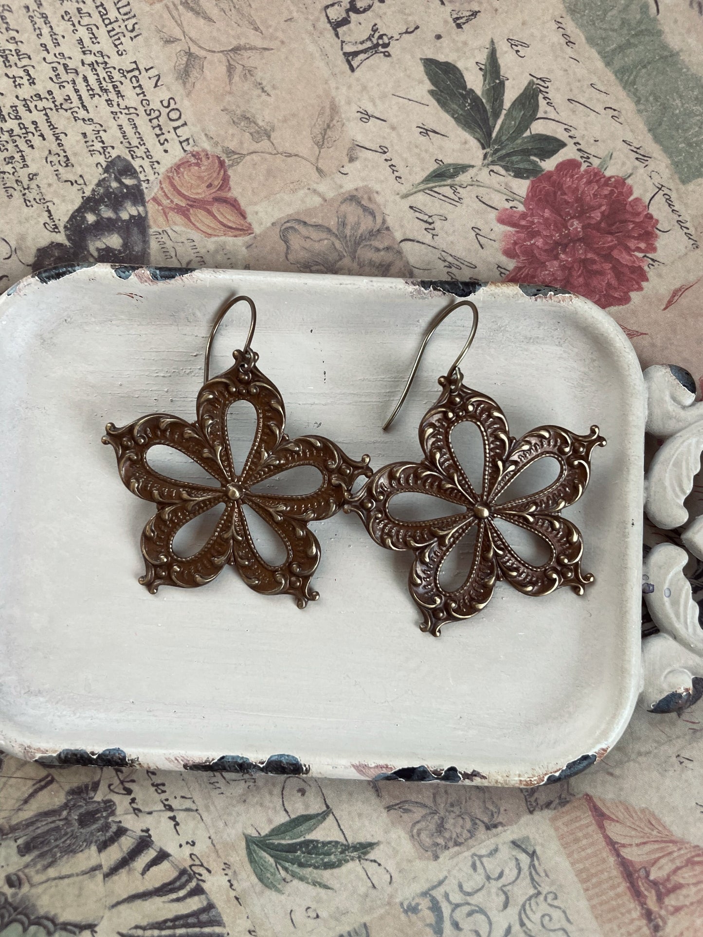 Large star flower earrings