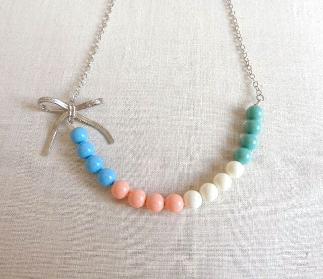 Pearl color block necklace