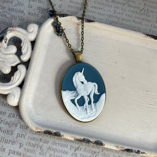 The last unicorn - unicorn cameo necklace