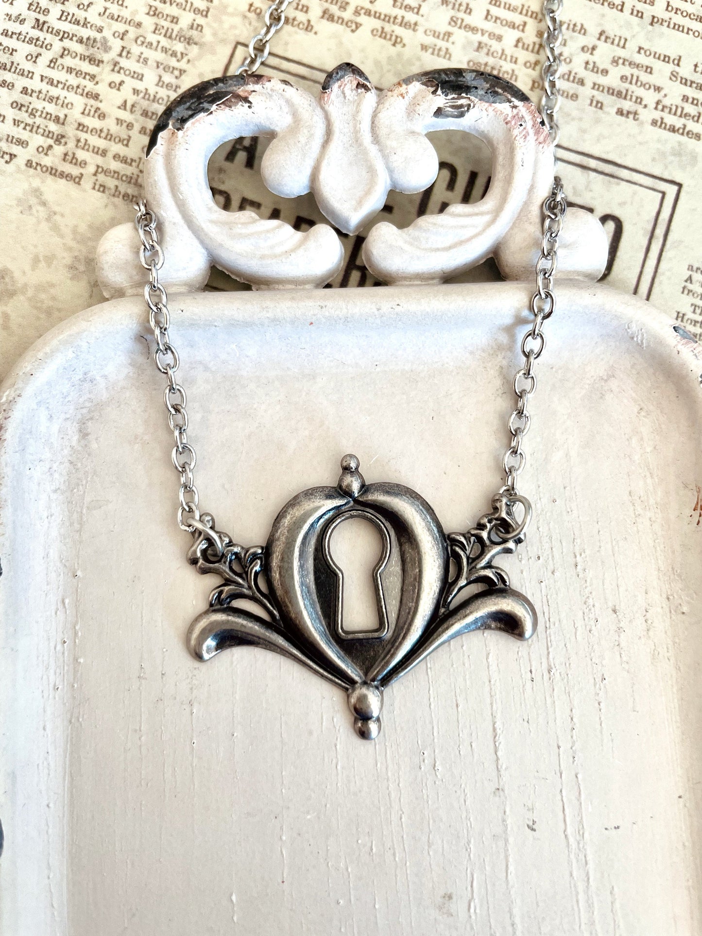 Keyhole Necklace - Keyhole to Cinderella's Castle