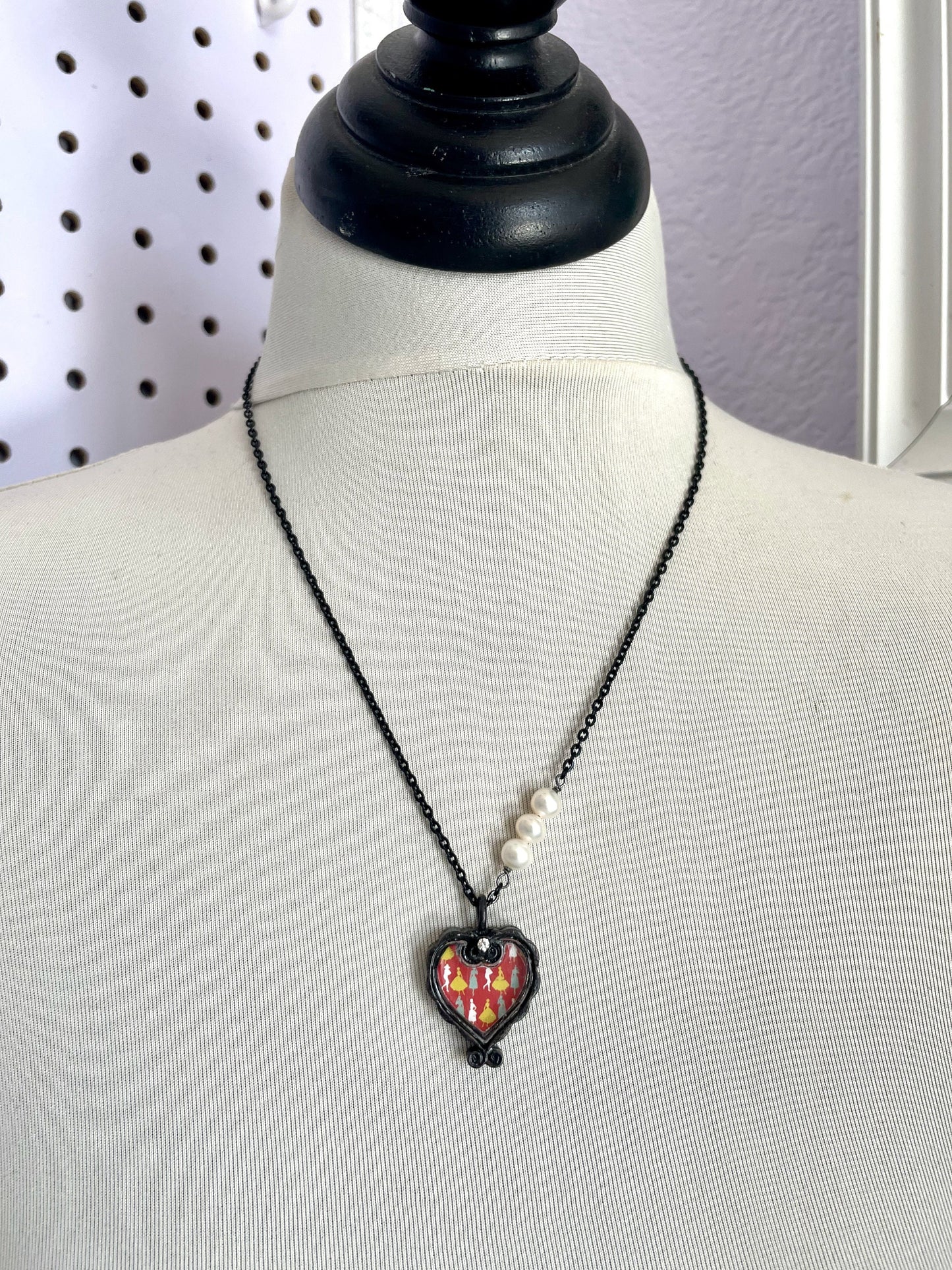 Dancing girls necklace - black charm necklace with fresh water pearls