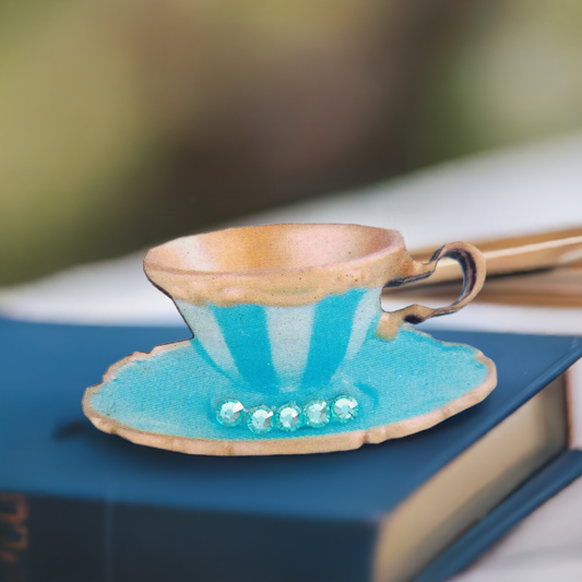 Alice in Wonderland Wood Stripe Teacup Brooch